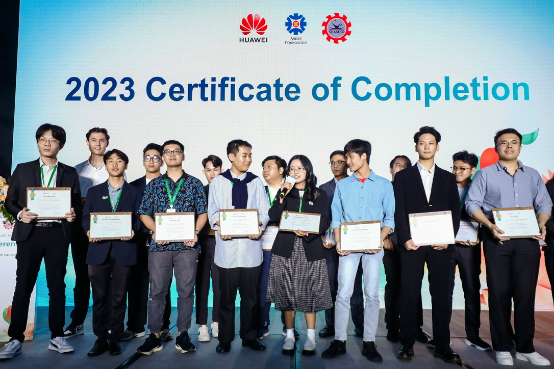 Cambodian Seed Delegate, Huawei Seeds for the Future 2023